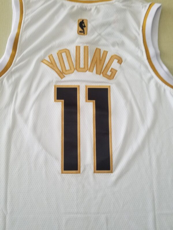 Men's Atlanta Hawks Trae Young #11 White Swingman Jersey - Image 4