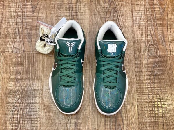Kobe 4 Undefeated Milwaukee Bucks - Image 3