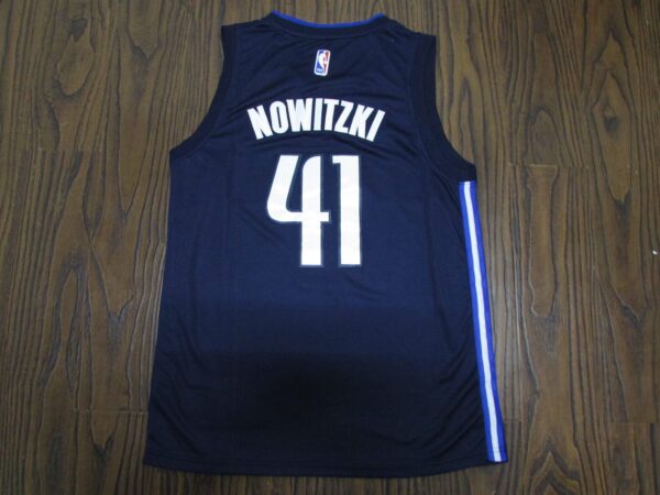 Dirk Nowtzki Dallas Mavericks Jersey - Image 3