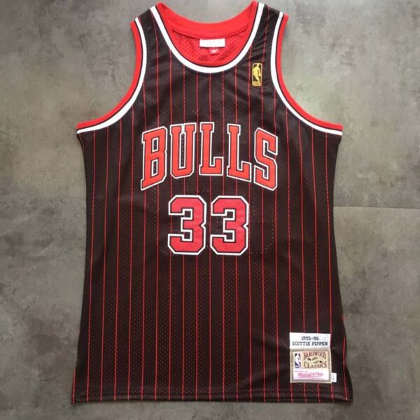Scottie Pippen Chicago Bulls Throwback Jersey - Image 7