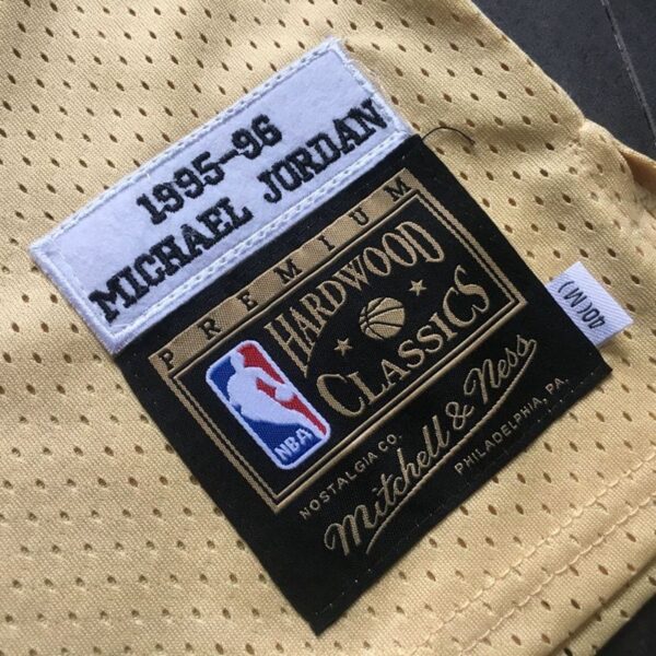 Michael Jordan Chicago Bulls Throwback Jersey - Image 9