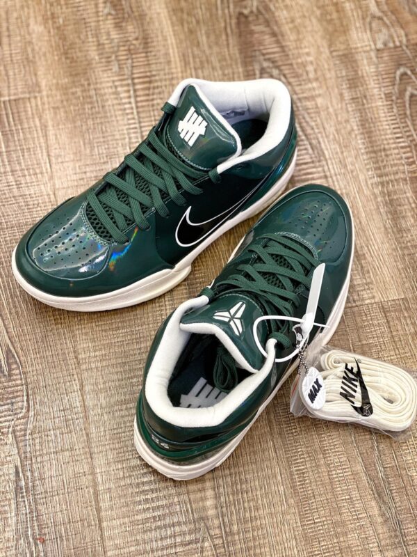 Kobe 4 Undefeated Milwaukee Bucks - Image 2