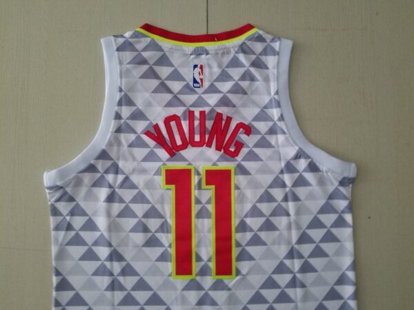Men's Atlanta Hawks Trae Young #11 White Swingman Player Jersey - Image 4
